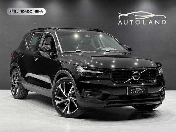 VOLVO XC40 1.5 T5 RECHARGE R-DESIGN GEARTRONIC